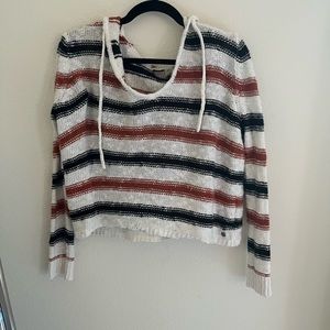 Adorable, rustic Roxy pullover!